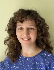 Johanna Gewolker Headshot